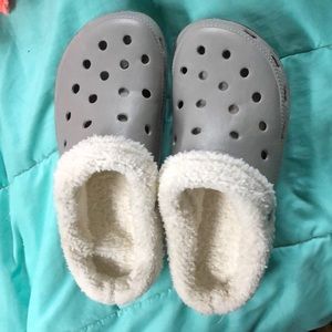 fuzzy crocs